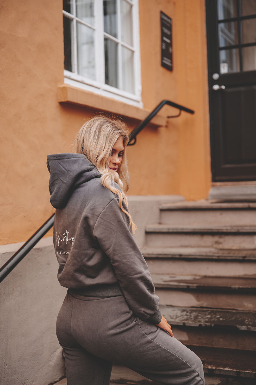 Koksgrå hoodie